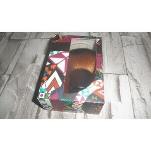 NEW by TARTAN + TWINE, KABUKI FACE BRUSH, FOR APPLYING POWDER, BLUSH OR BRONZER